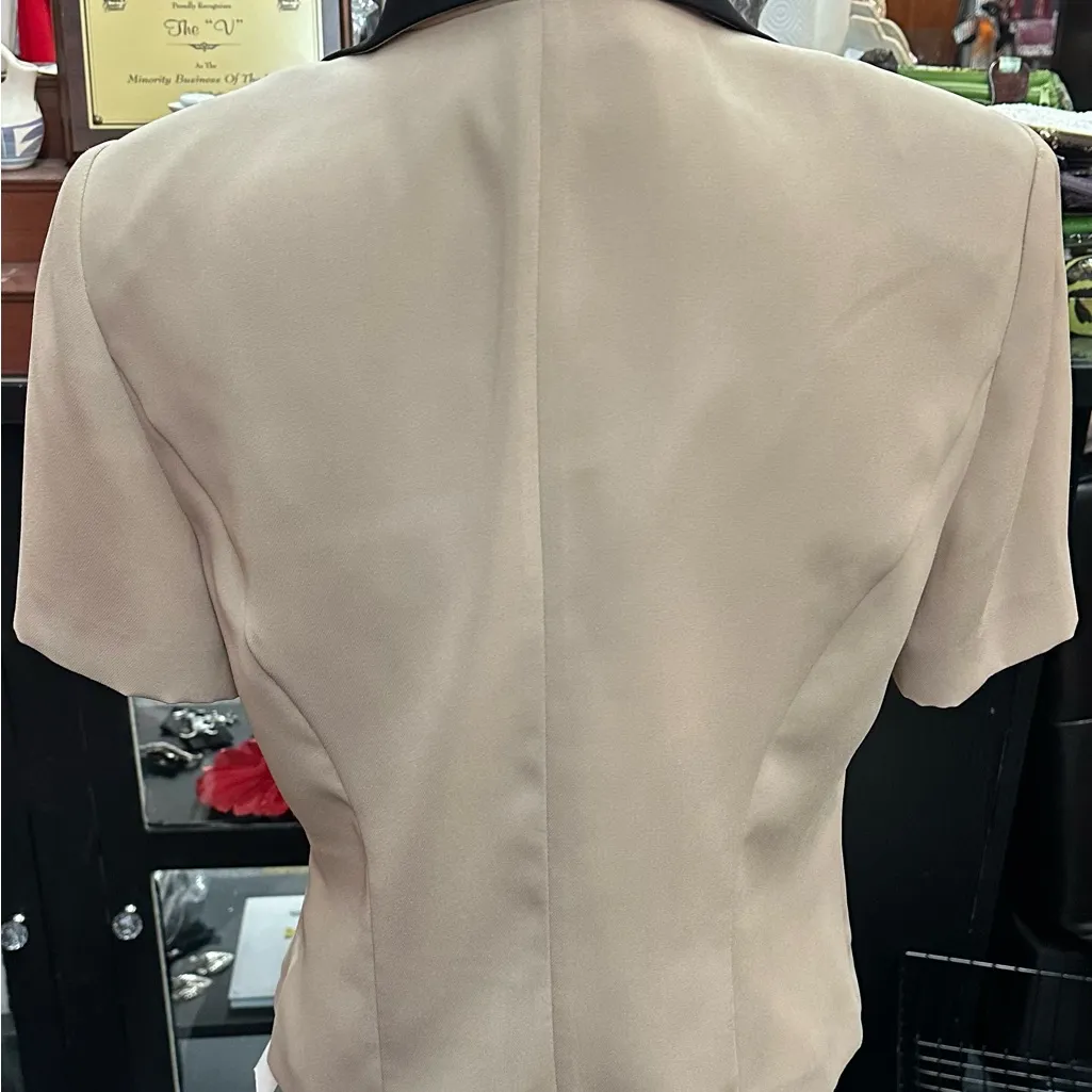 Danny & Nicole sz 10 tan with black trim blazer - Image 3