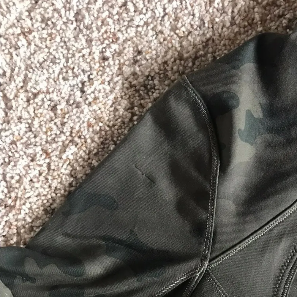 🦄 Rare Savasana Camo Forme Define Jacket - Sz 10 - Image 6