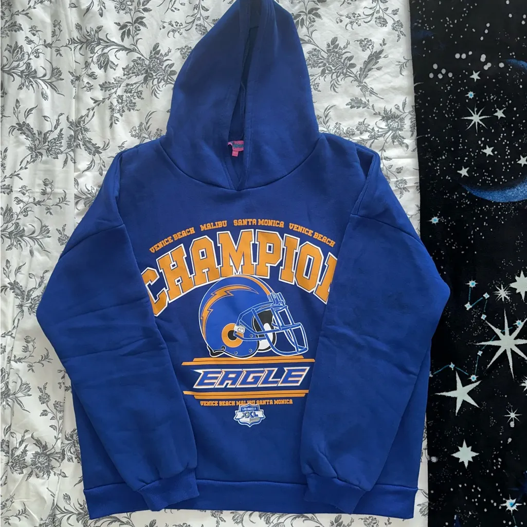 Edikted Le Champion Oversized Hoodie - Image 4