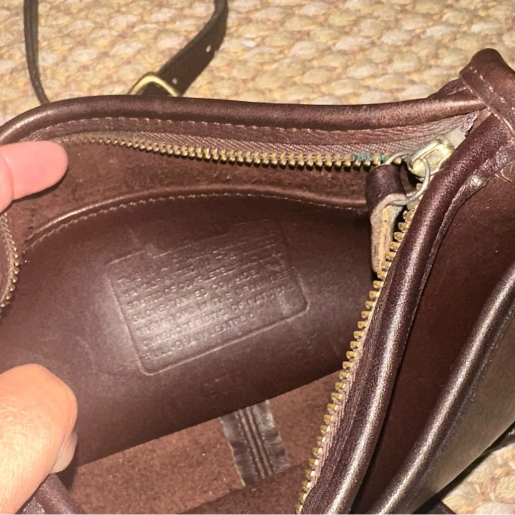 Vintage Coach Leather Brown Crossbody Bag Wendie Purse #9031 - Image 3