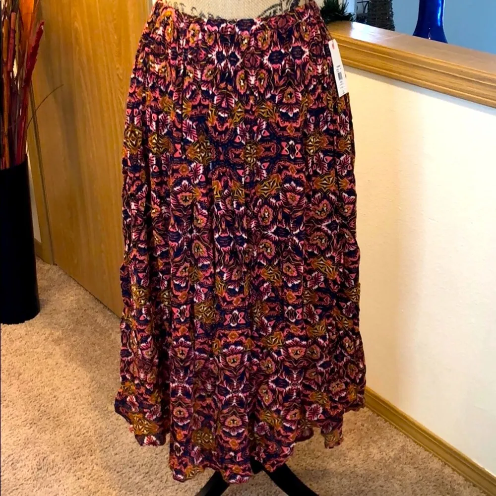 maxi skirt  abstract printed browns, blue, pink & white size M NWT - Image 2
