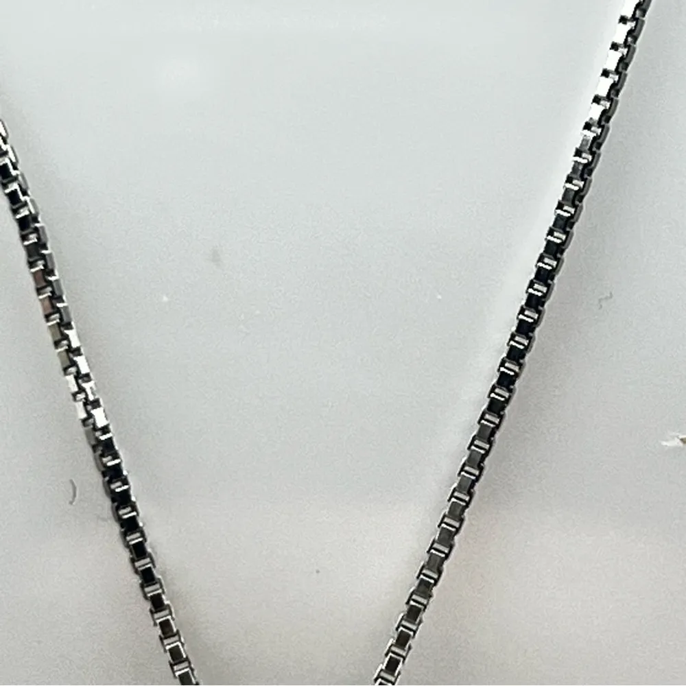 0.408 Carat Round Brilliant Diamond Pendant - Image 10