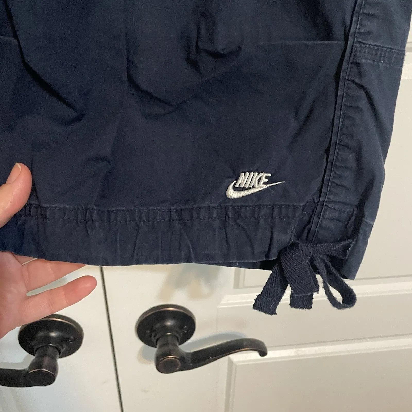 Nike  Capri Cropped Cargo Pants Womens Black Drawstring Activewear‎ Large - Image 5