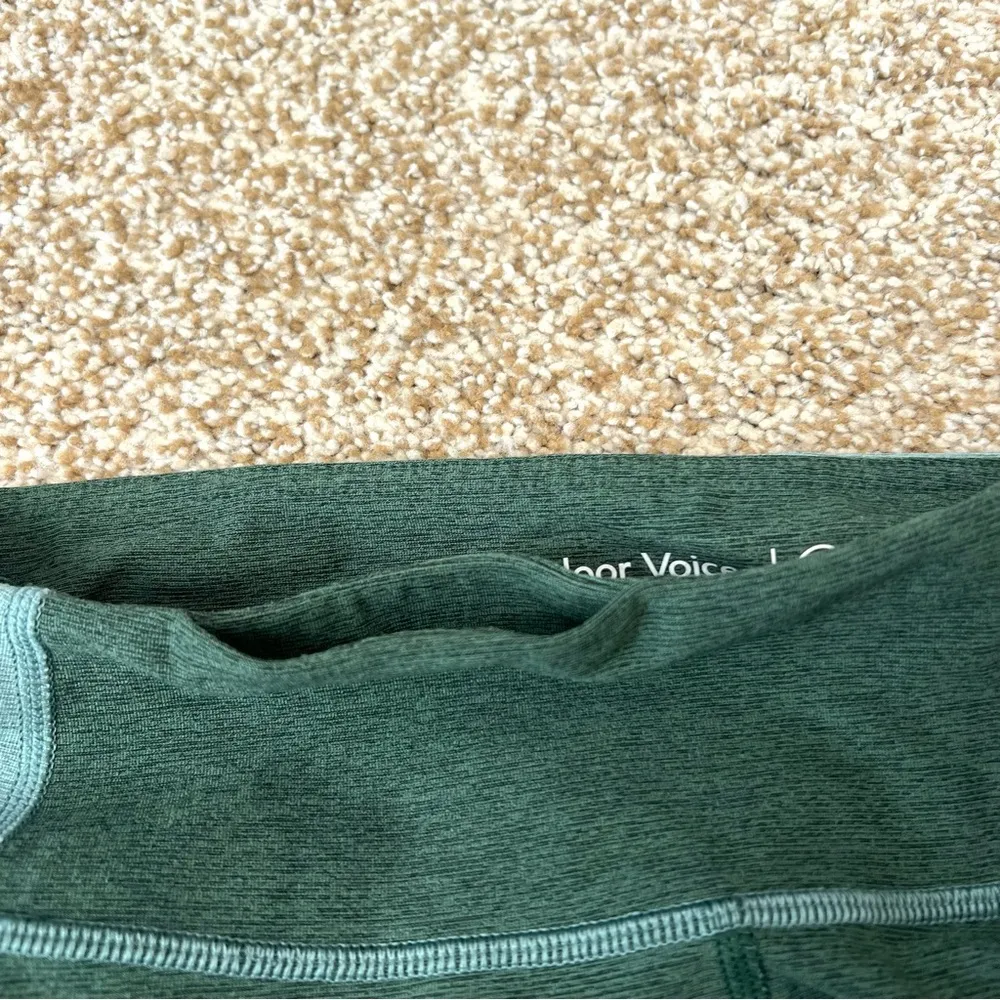 Outdoor Voices 3/4 Warmup Leggings - Slate & Hunter Green Size M - Image 8