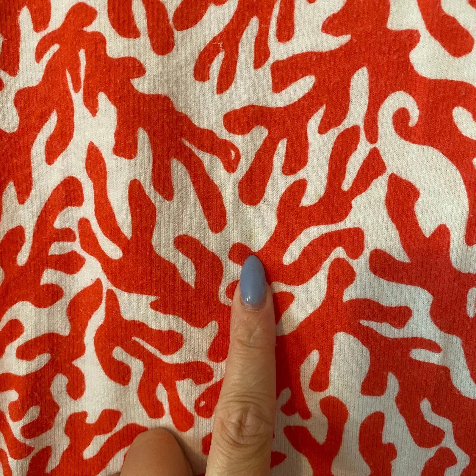 Lilly Pulitzer Odette Red White Pullover Sweater V-neck Women's size Medium - Image 9