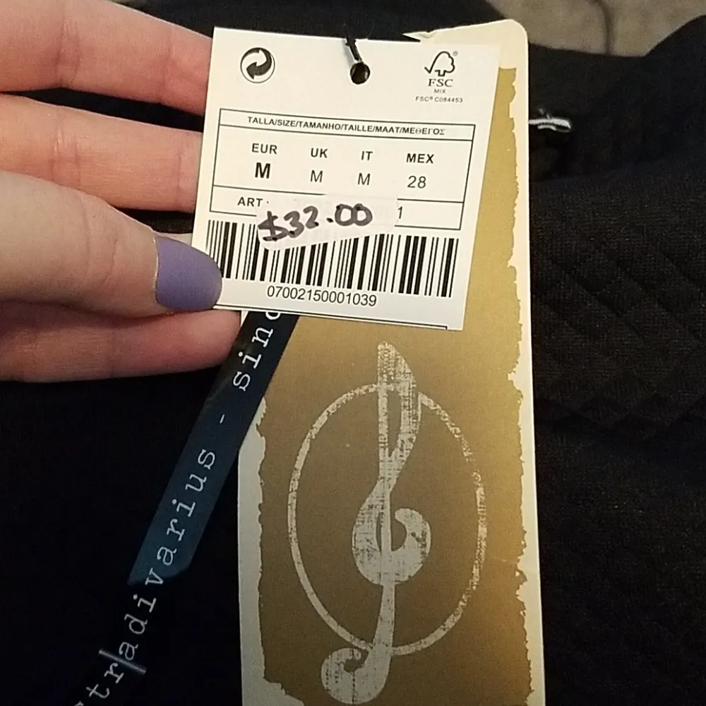 Stradivarius Black Quilted Mini Skirt NWT - Image 5