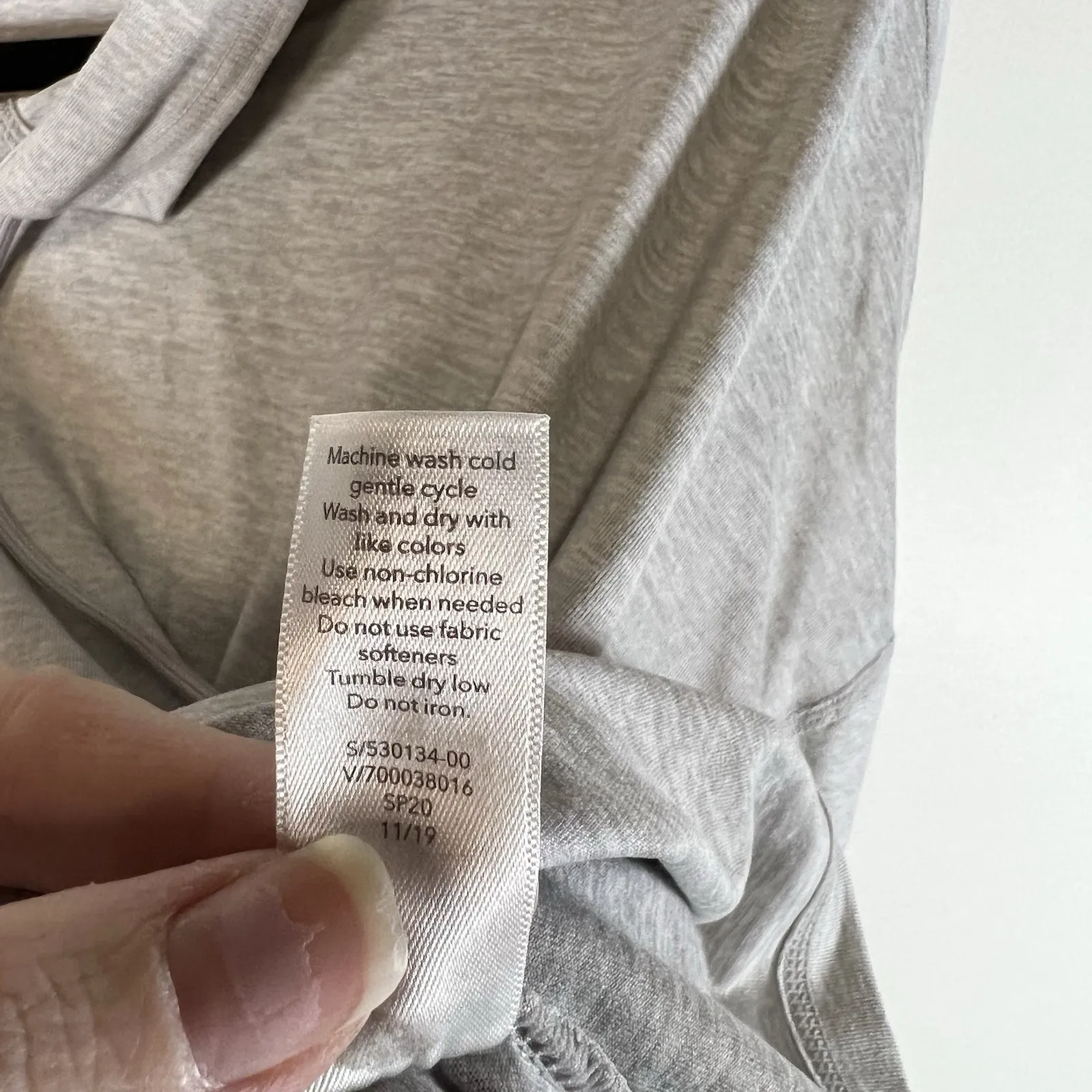 Athleta Hoodie Women's Large Heathered Grey Drawstring Cropped Pullover Athletic - Image 6