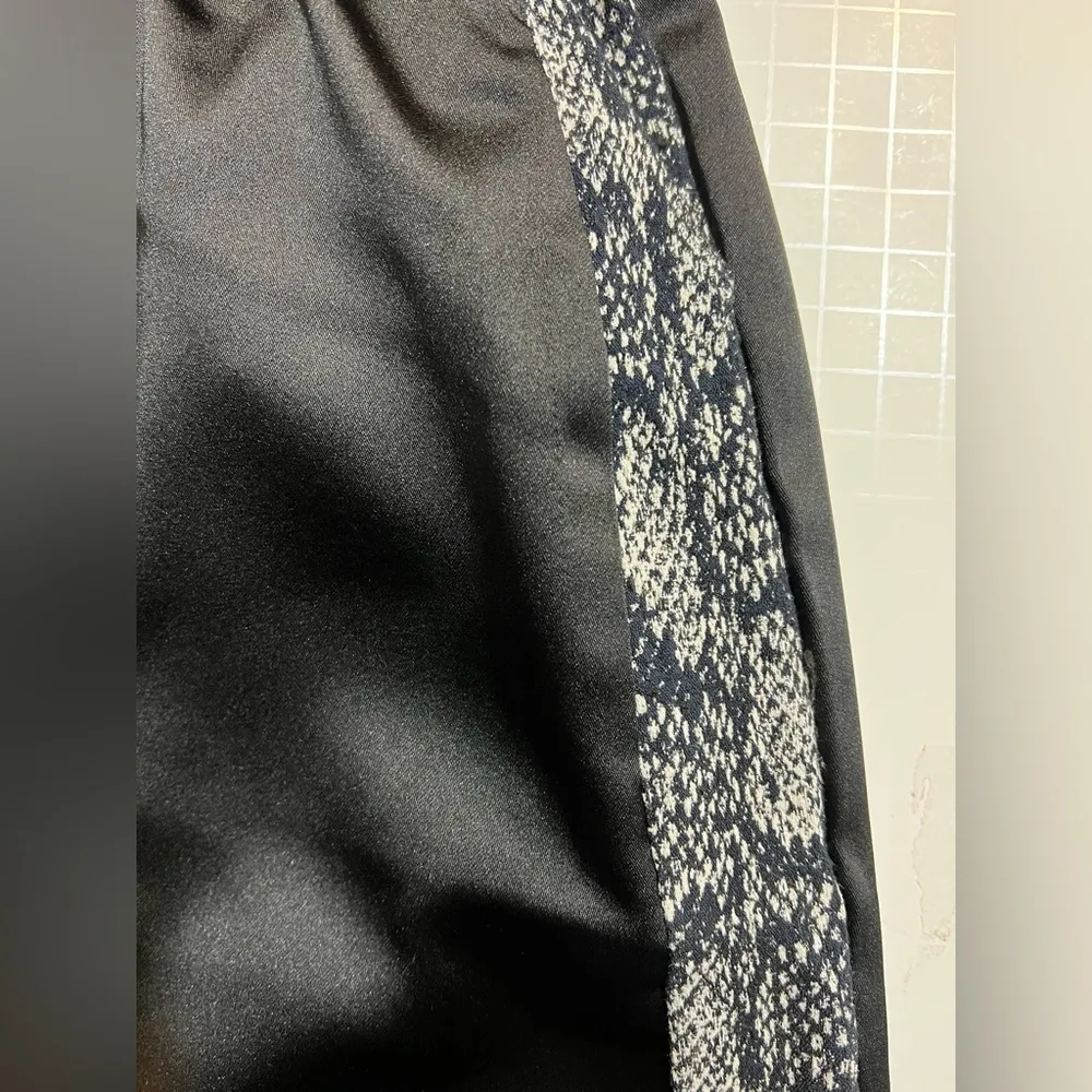 Like anew! Zara basic satin joggers, size XS - Image 6