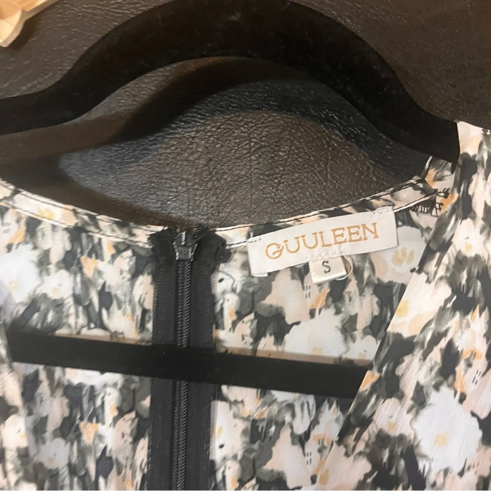 Guuleen Black And Cream Romper Size Small‎ - Image 10