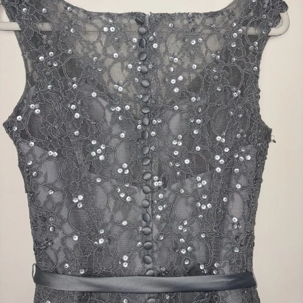 Elegant Light Gray Sequins Cocktail Dress Size 14 - Image 6
