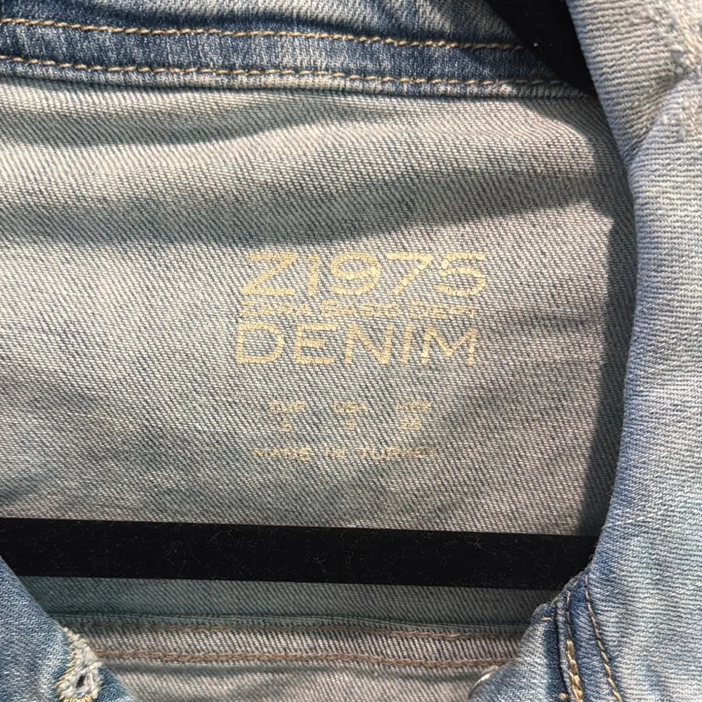 Zara Blue Distressed Jean Jacket - Image 2