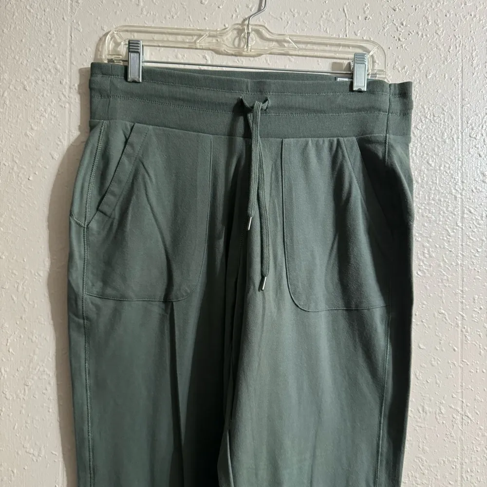 Tek Gear Pants Activewear Straight Leg Mid Rise Stretch Olive Green NEW - Image 2