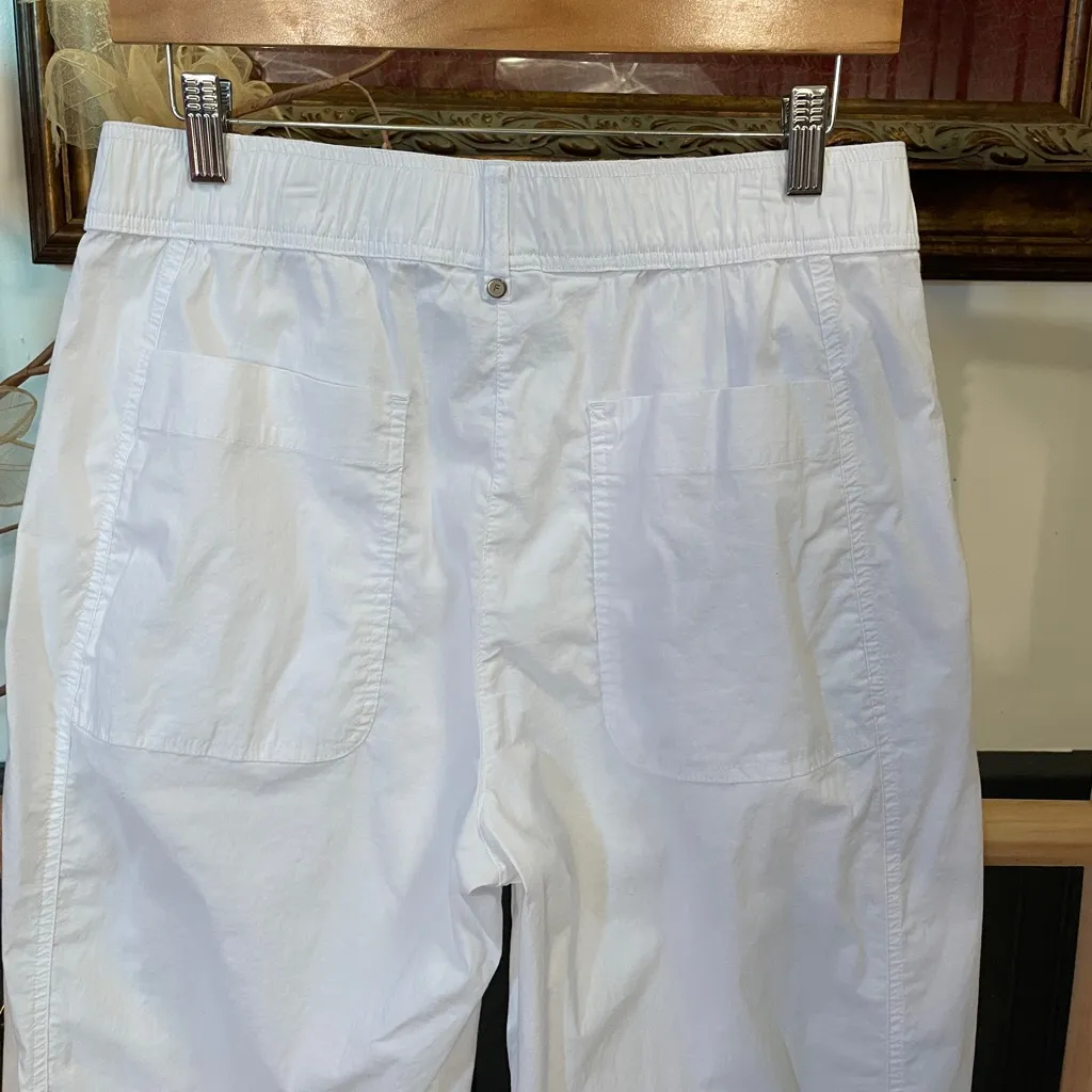 FOIL Pump It Up White Trapeze Barrel Leg Pull On Pants - Image 8