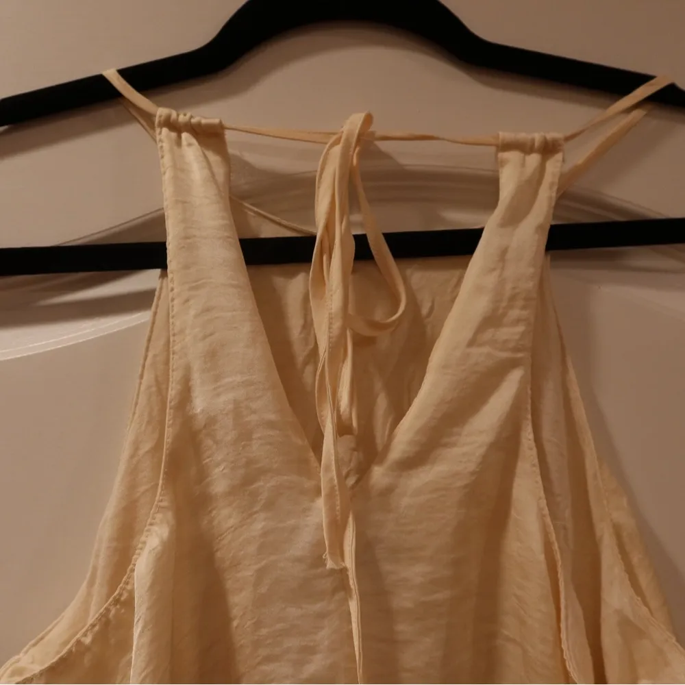NWOT Ivory Abercrombie bodysuit - Image 5