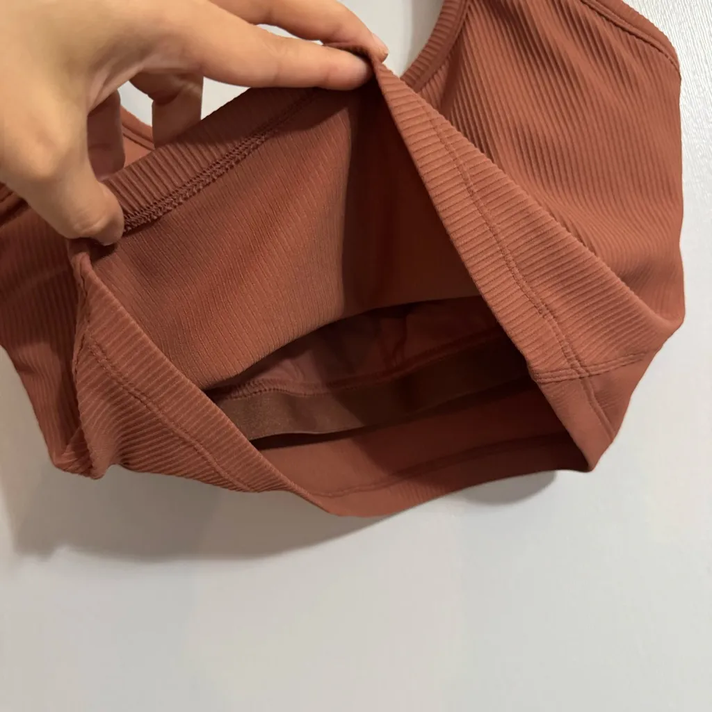 Amazon Women's Brown Ribbed Cropped Tank Top Size 6 - Image 4