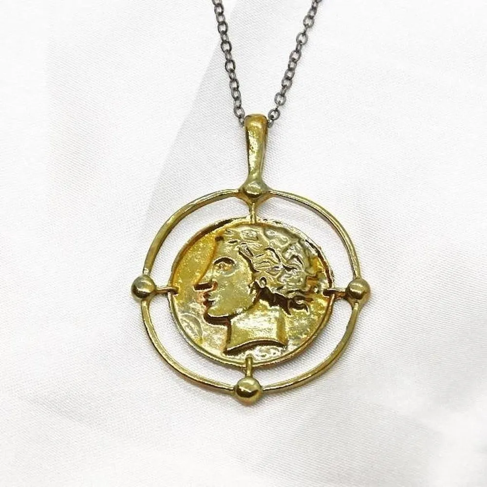Treasure Coin Necklace Black - Image 3