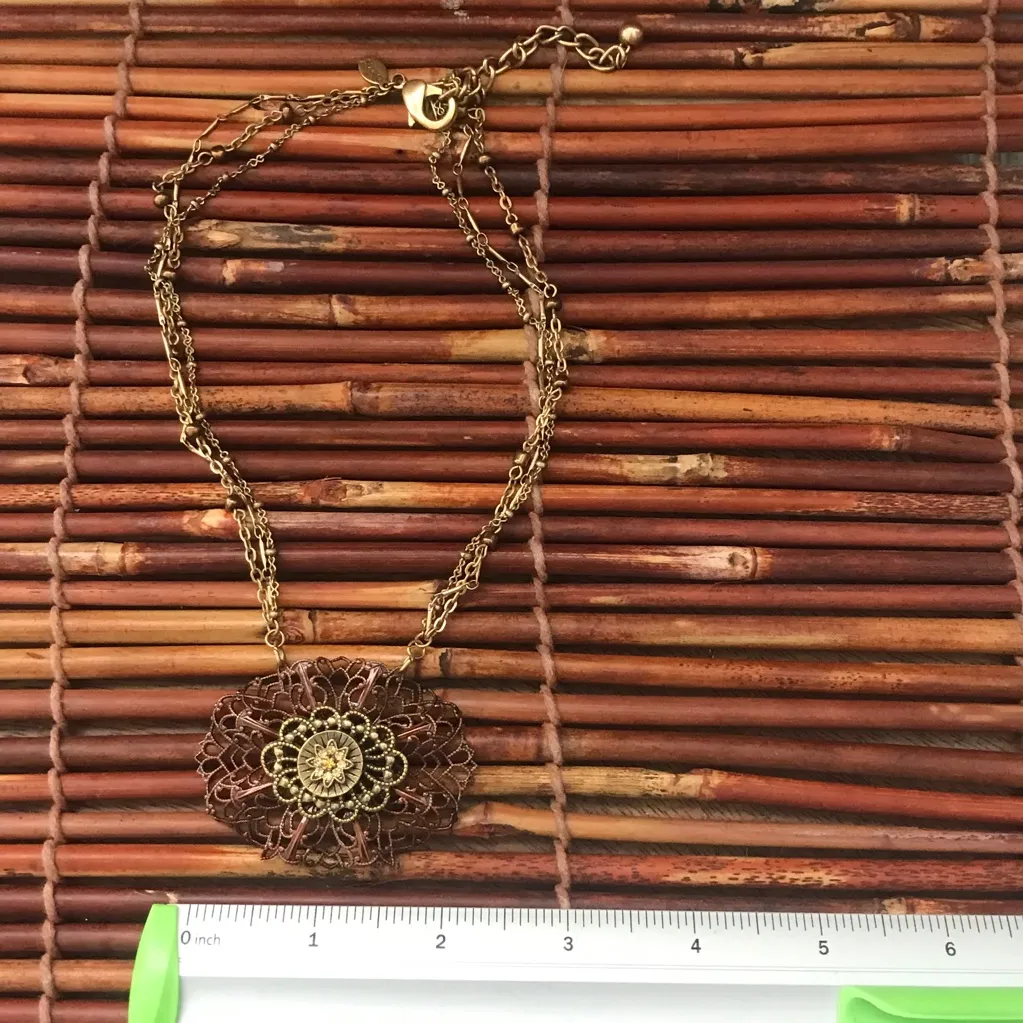 Chico’s Necklace with Gorgeous Lacy Pendant - Image 4