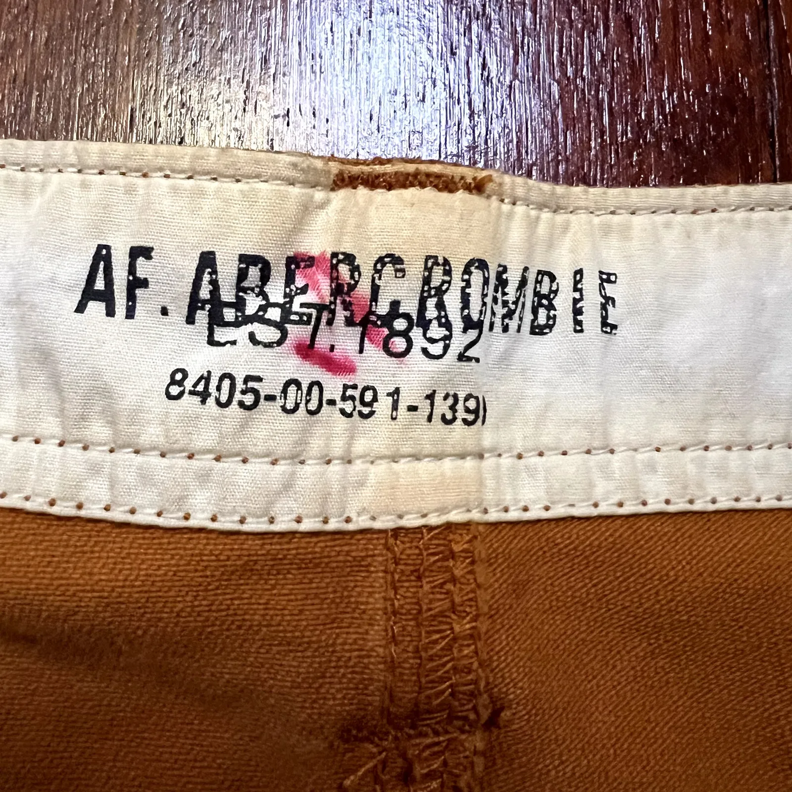 Abercrombie & Fitch Vintage Y2K cargo shorts brown orange A&F size 10 - Image 5
