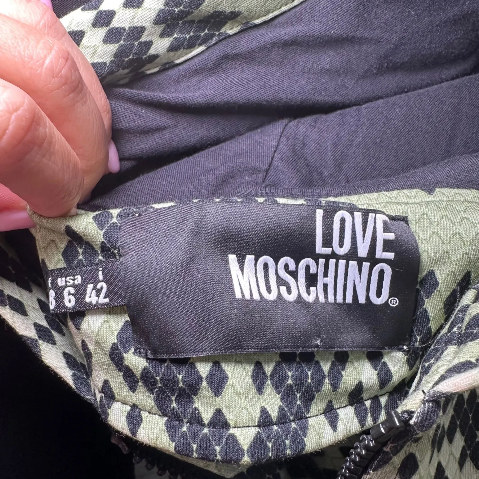 Love Moschino streetwear y2k zip up‎ hoodie snake skin hearts green black size 6 - Image 3