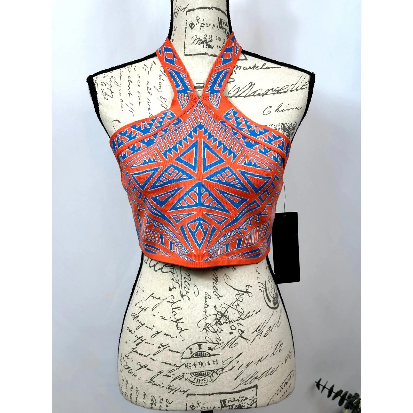 BCBGMaxAzria Katiya Crop Top in an Orange/Blue Geometric Print L - Image 2