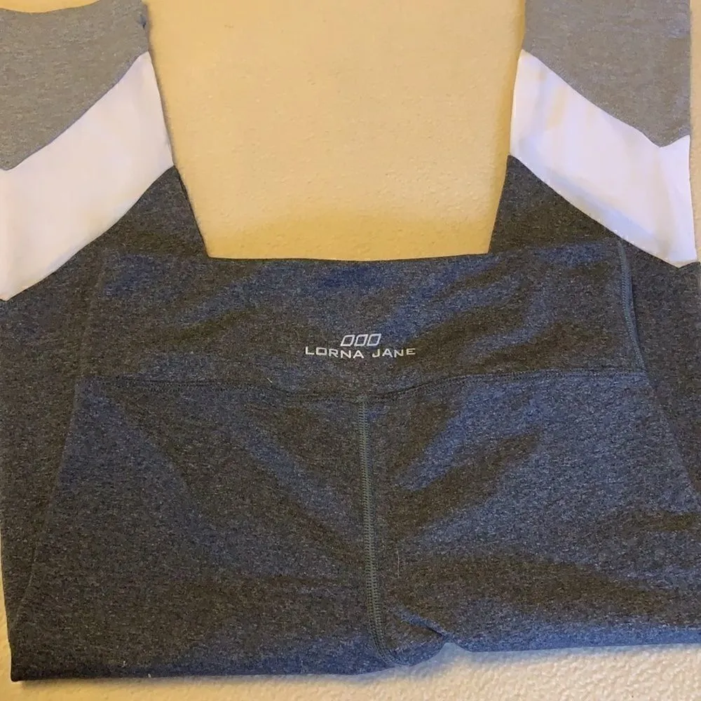 Euc Lorna Jane Asha Chevron 7/8 Cropped Leggings XS - Image 8