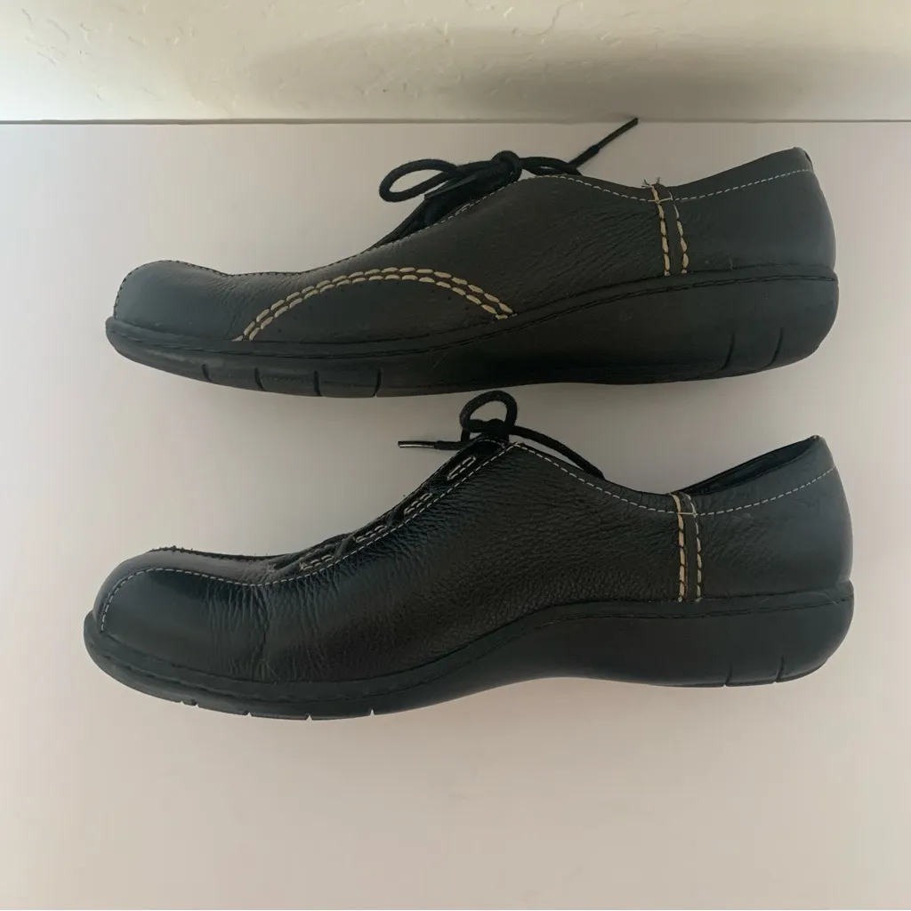 EUC Clarks Viola Black Leather Lace Up Comfort Sneaker Shoes Size 8W - Image 9