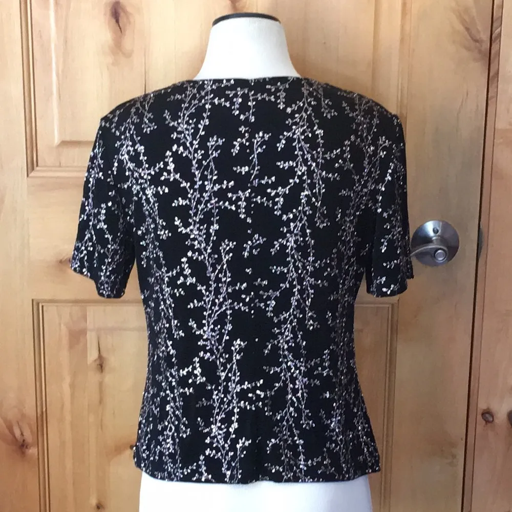 Vntg RONNI NICO by OUIJA Blk Floral V-Nk Top EUC L - Image 3
