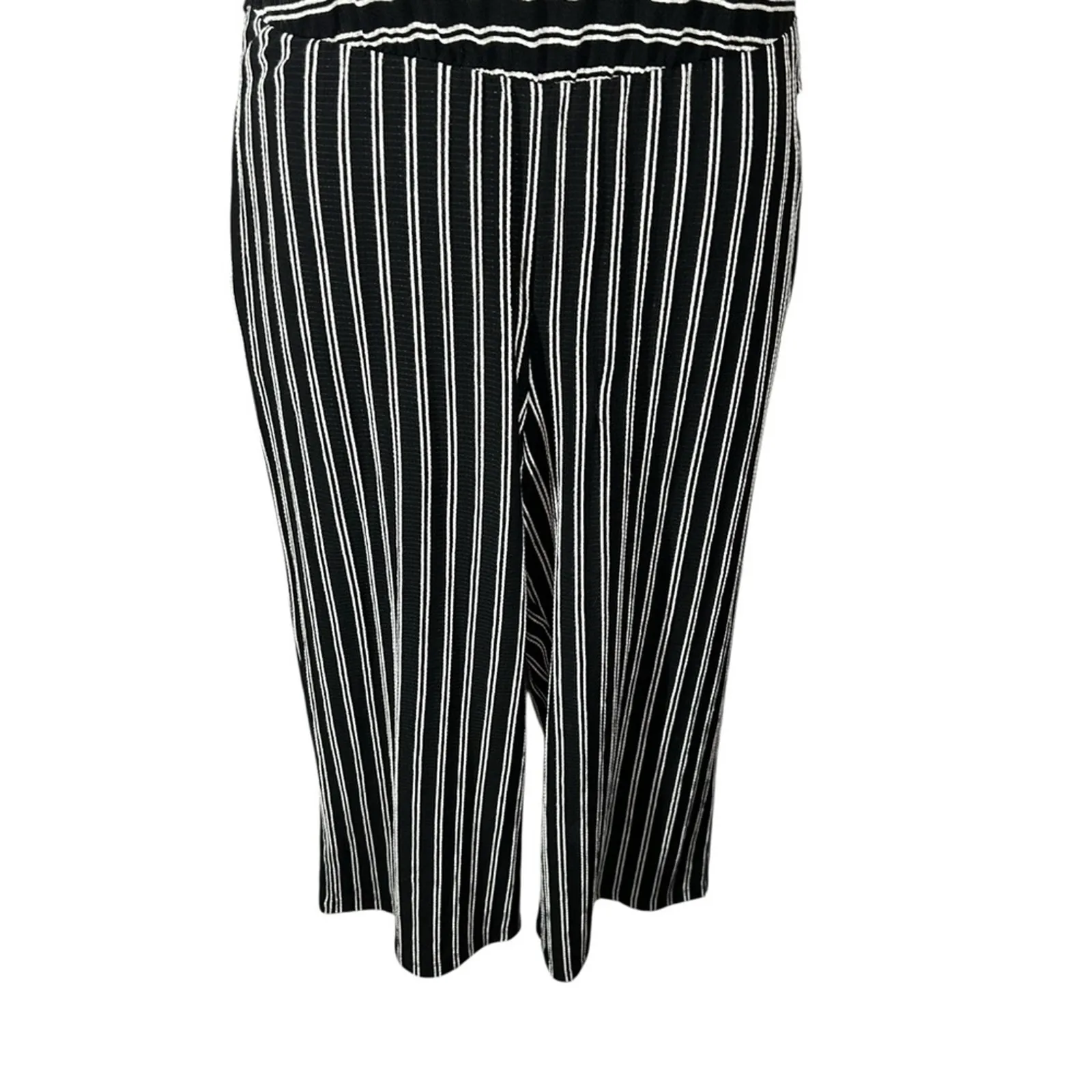 Torrid  Black White Stripe Rib Culotte Jumpsuit Belted Size 0 - Image 6