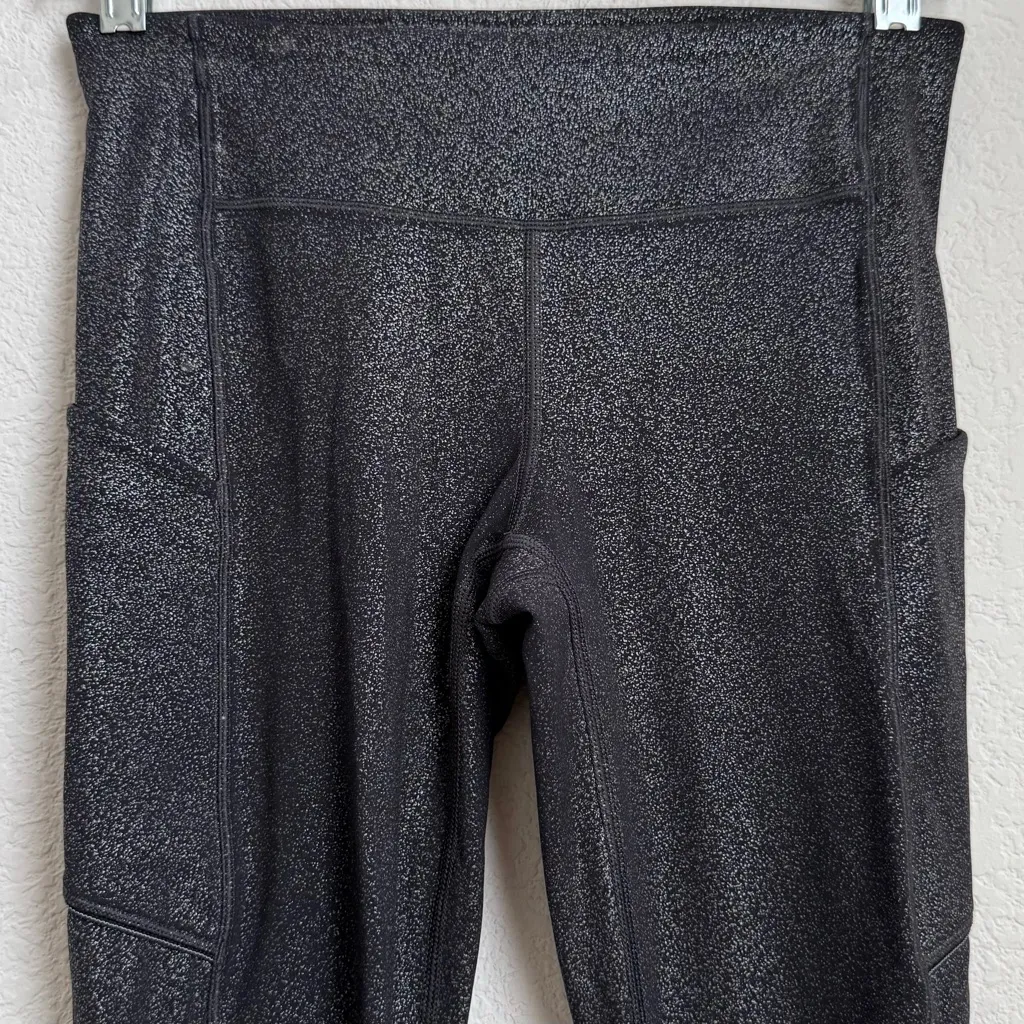 LULULEMON Speed Up Tight Foil 28” Luminosity Foil Print Black Silver Leggings 4 - Image 6
