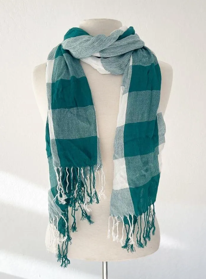 Forever 21 Plaid Green and White Scarf - Image 2