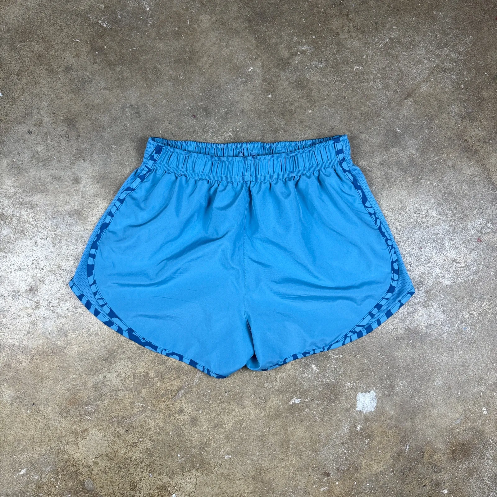 Nike Tempo Running Shorts Women’s Small Blue with Animal Print‎ Trim - Image 4