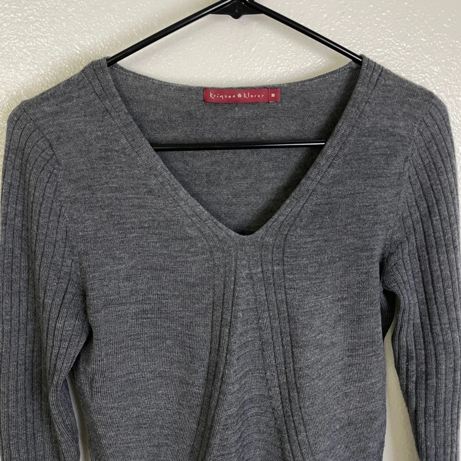 Krimson & Klover Sweater Womens Medium Gray Pullover Merino Wool V Neck Striped - Image 3