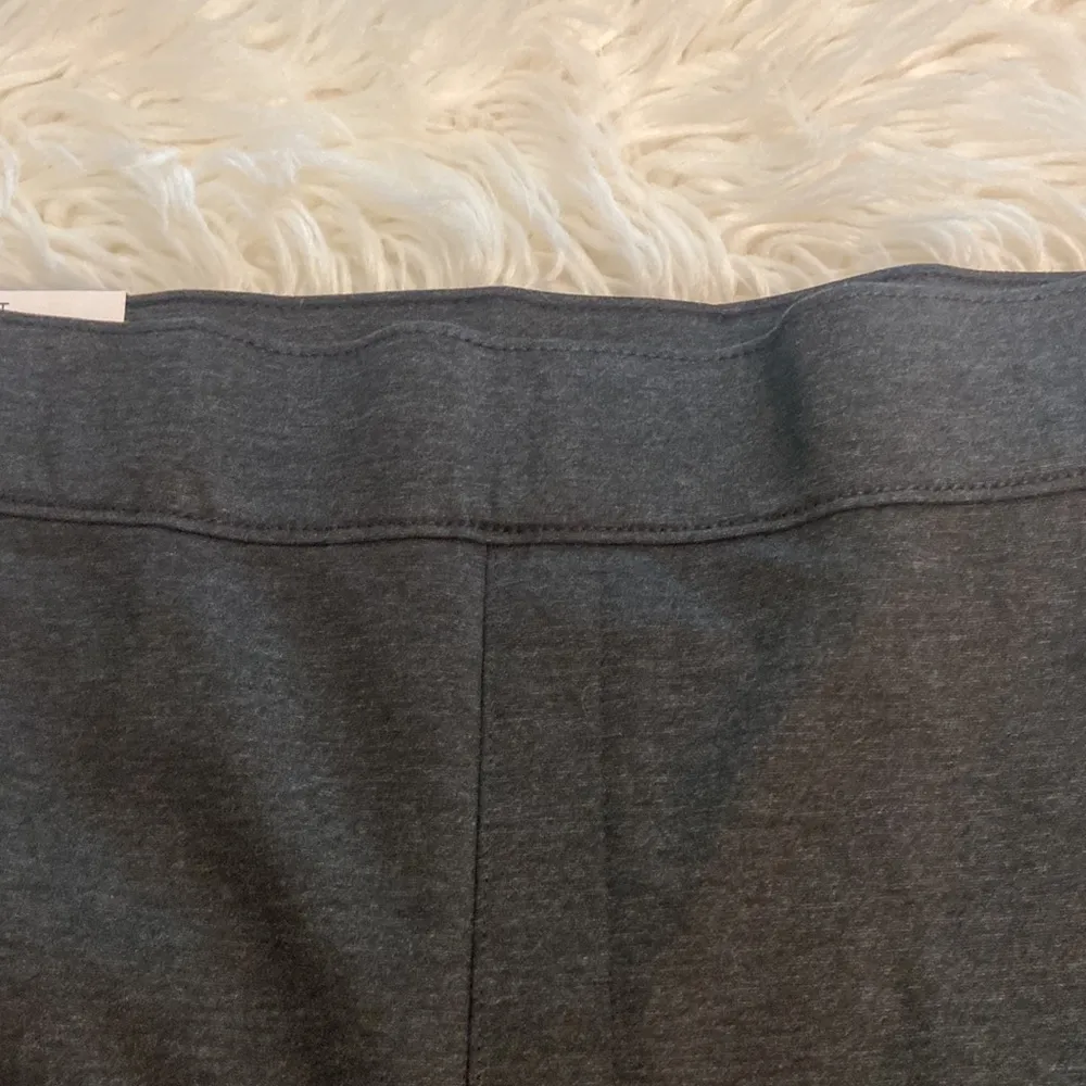 Nine West Black Gray Ponte Flare Pants size L brand new inseam 27” waist 34” - Image 10