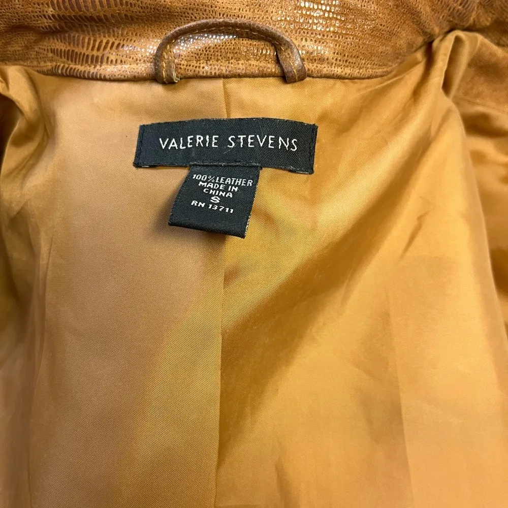 Valerie Stevens Genuine Leather Moto Jacket – Cognac Brown Snake Print – Size S - Image 11