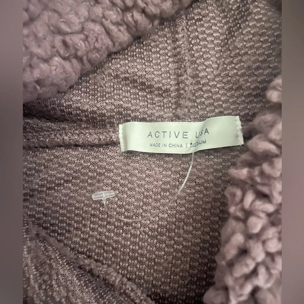 Active USA Sherpa Faux Fur Teddy Cropped Hoodie Sweatshirt - Image 6