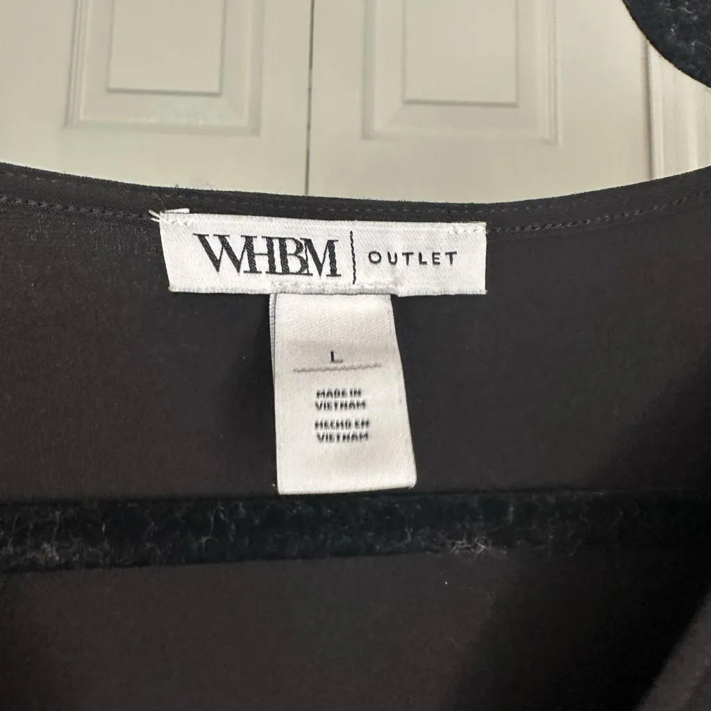 White House Black Market Elegant Black Sleeveless Top - Image 3