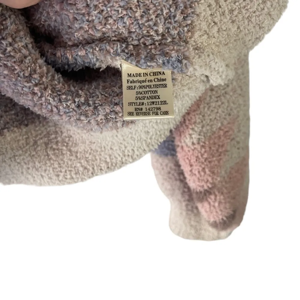 Loveriche Women's Size Small Fuzzy Teddy Pink Cream‎ Cozy Sweater - Image 6