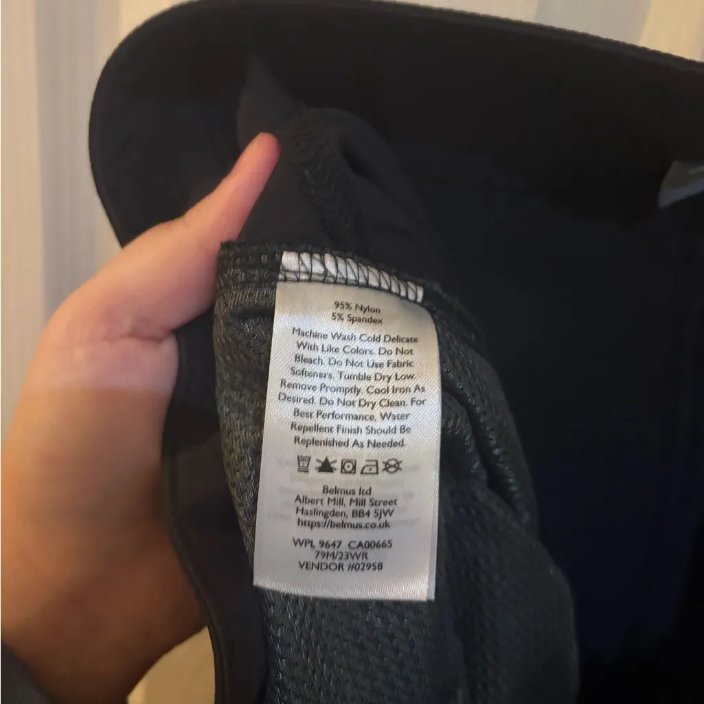 Eddie Bauer Women's Black 3/4 Length Cargo Hiking Pants UPF 50+ - Image 10