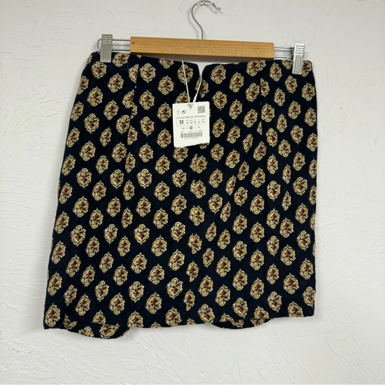 Zara Black Twisted Front Micro Mini Skirt Womens M Gathered Printed Casual - Image 5