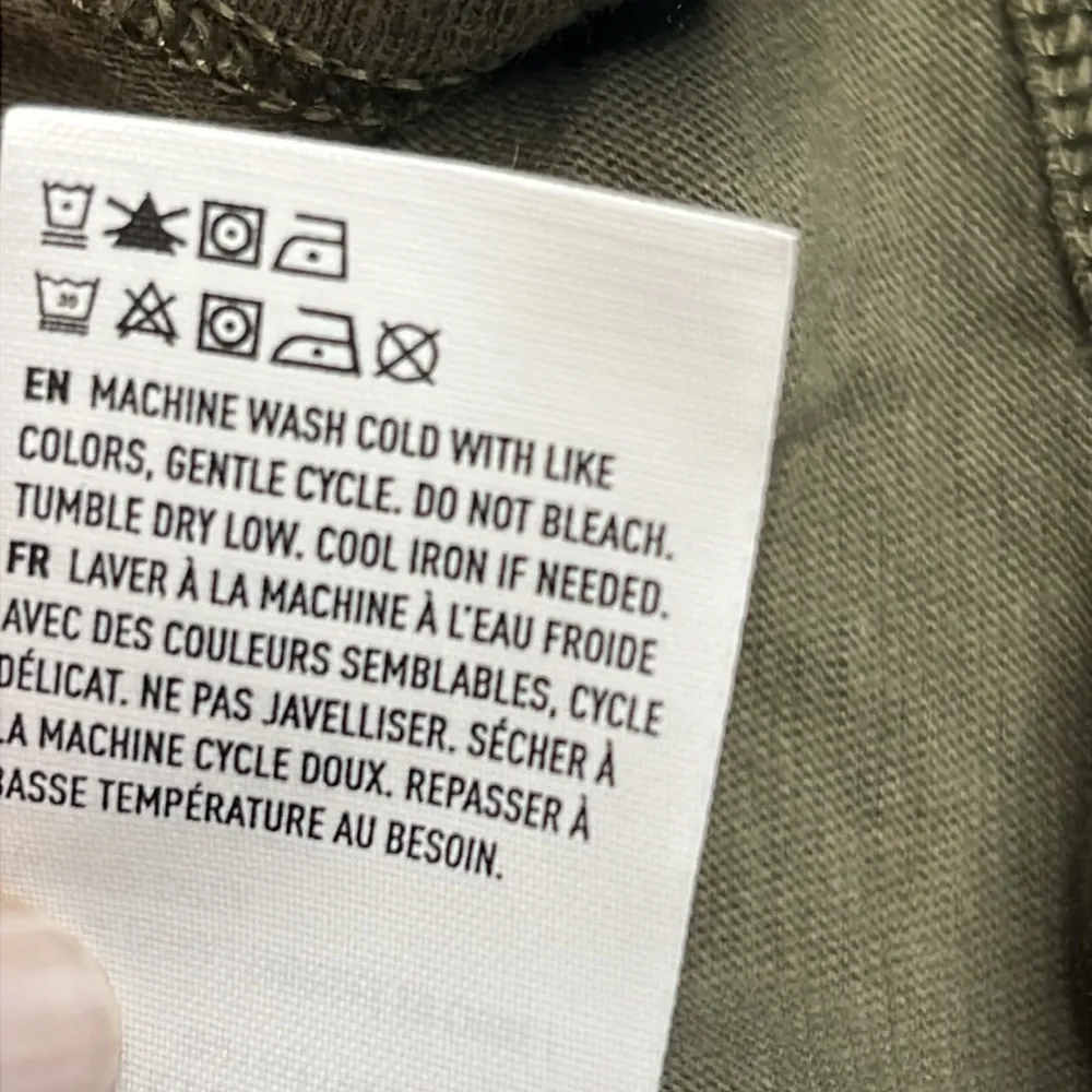 American Eagle Outfitters Green off shoulder short Sleeve Crop top size XS, NWT - Image 8