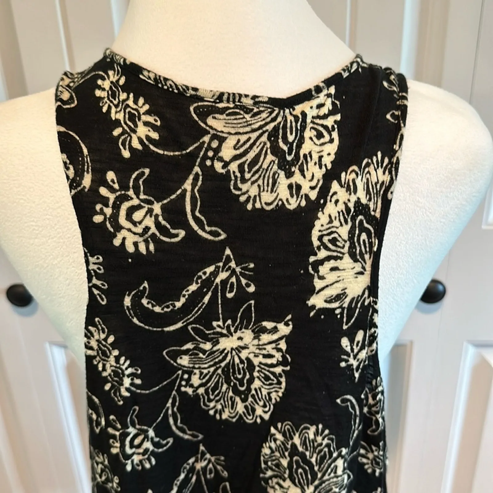 Santiki XL Open Front Lightweight Vest/Cover Up Black - Image 9