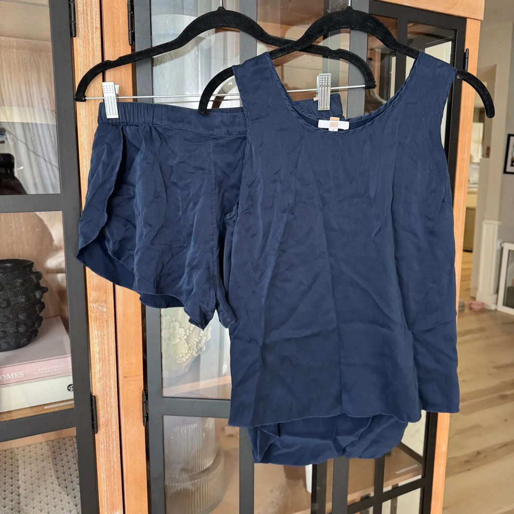 Lunya Silk Washable pajamas set tank top tulip shorts deep blue navy scoop - Image 8