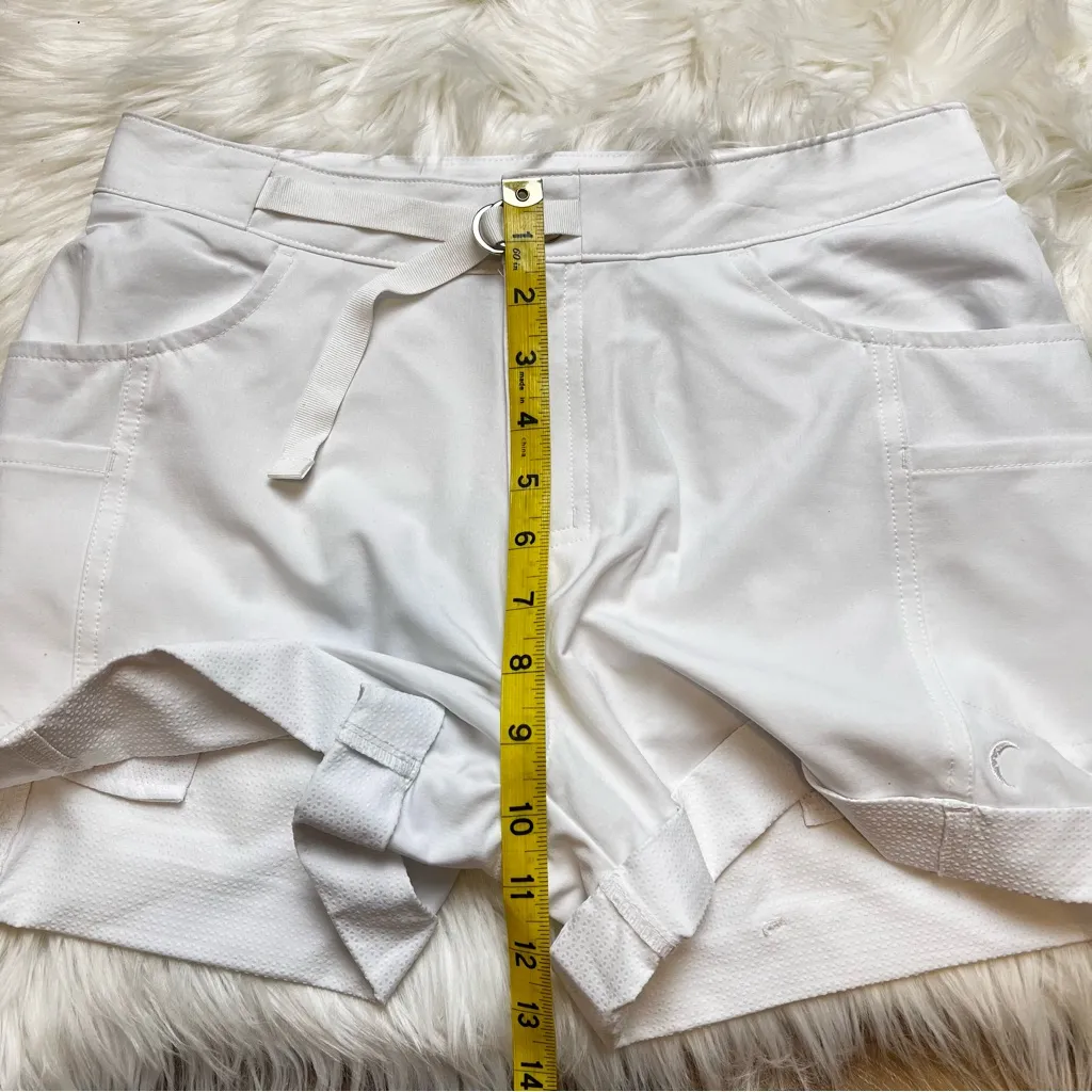 Zyia Active White Not Just A Trail Short. Size Small. New Without Tags. - Image 9