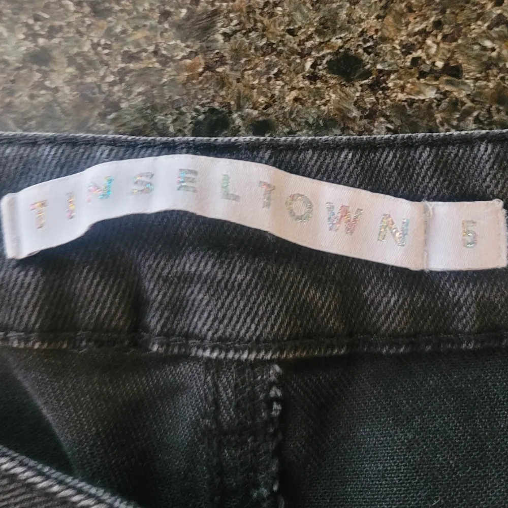 NWT! Tinseltown Black Curvy Distressed Graffiti Print Raw Hem Mom Jeans 5 - Image 2