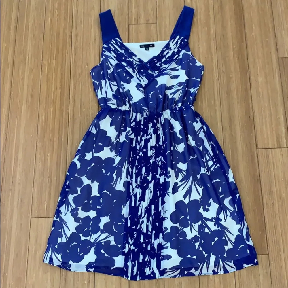 Gap  blue and white flower dress - Image 3