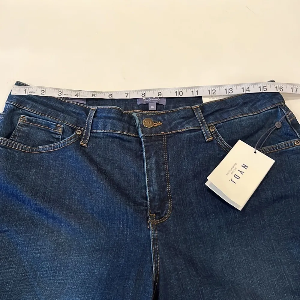 NYDJ Skinny High Rise NWT Size 10 - Image 4