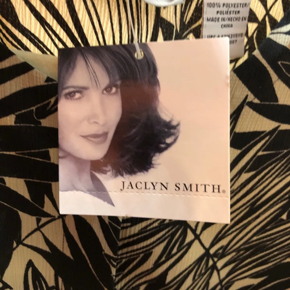 Jaclyn Smith Vintage  Button Up Leaf Pattern Size Small Blouse - Image 7