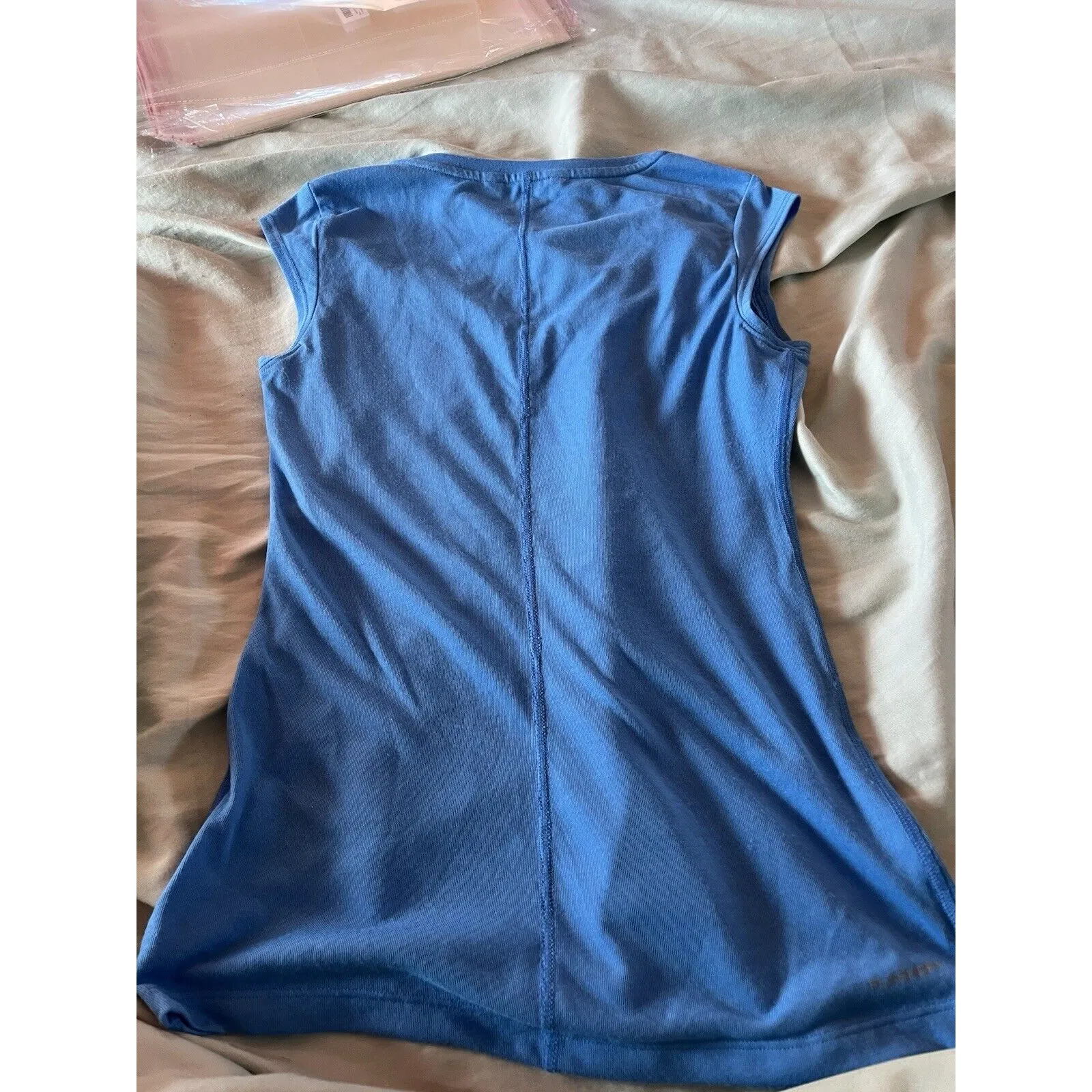 The North Face Racerback Tank Top Women XS Blue Athletic Stretch V Neck - Image 5