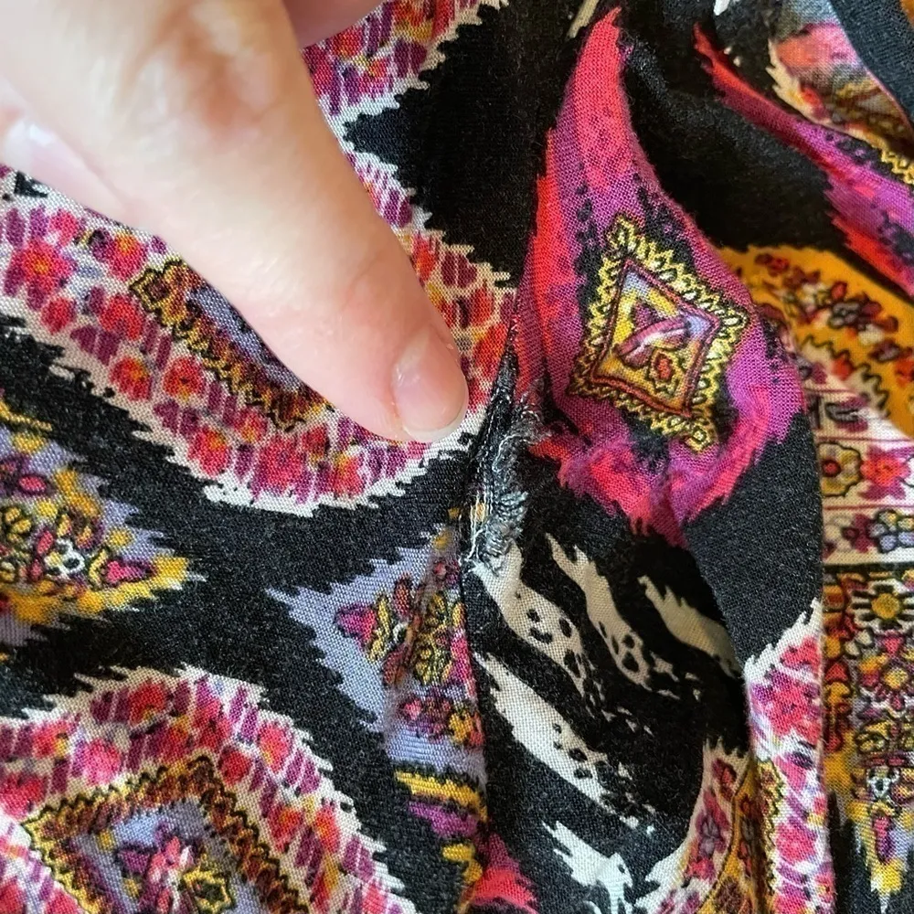 XHILARATION Short Sleeve Cold Shoulder Dress Black Pink Geometric Boho Mini XXL - Image 15