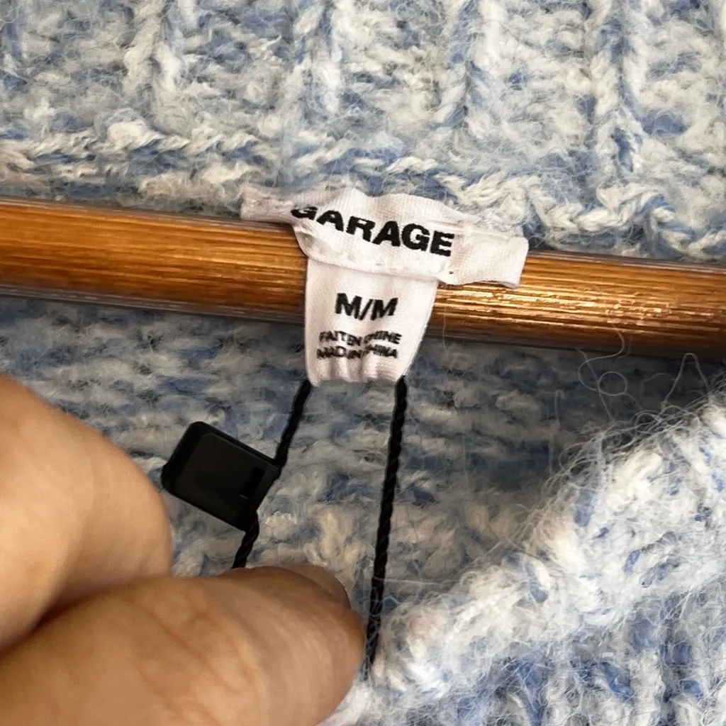 Garage blue and white cropped sweater - Image 10